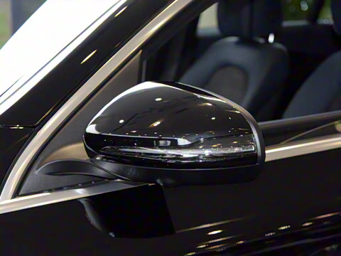 2021�� EQC 400 4MATIC