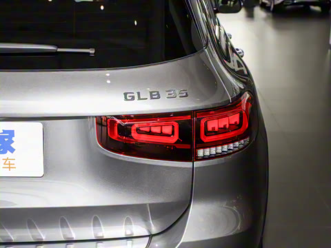 2021�� AMG GLB 35 4MATIC