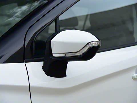 2017�� 1.6L �ֶ�������