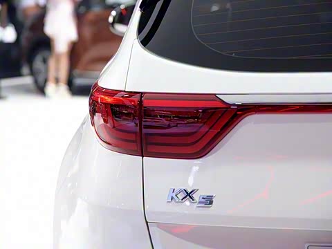 2016�� 1.6T �Զ�����Premium