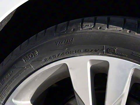 2017�� C 200 L 4MATIC �˶���