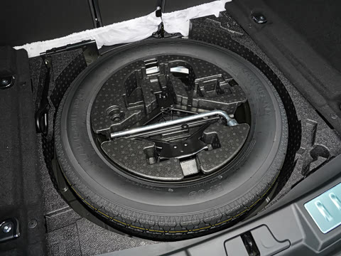 2021�� ����L 249PS R-Dynamic First edition �׷���