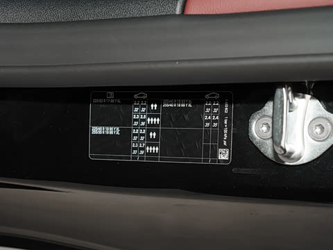 2021�� �Ŀ� 425i M�˶���װ