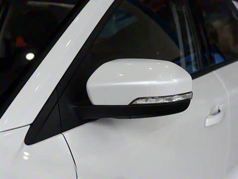 2017�� 1.5T �ֶ���ɫ��