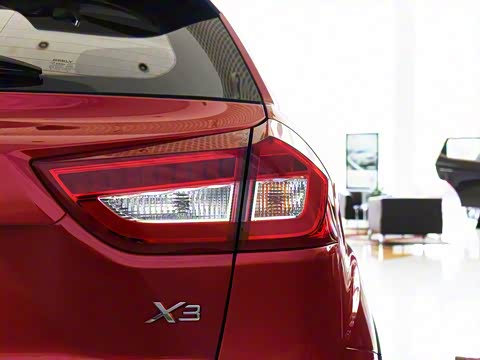 2017�� 1.5L �Զ���Ӣ��