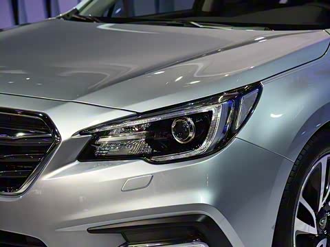 2018�� 2.5i ȫ����ҫ�� EyeSight