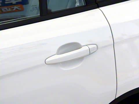 2015�� 1.5T �ֶ���Ӣ�� ��V