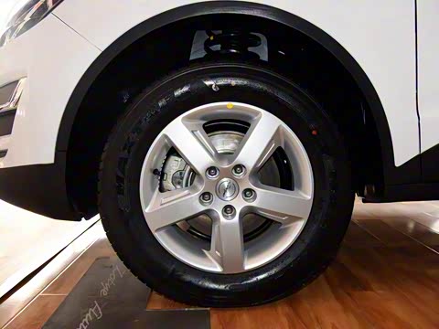 2015�� 1.5T �ֶ���Ӣ�� ��V