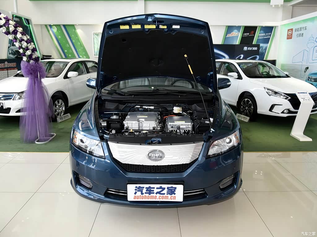 比亚迪 比亚迪e6 2016款 400 豪华版