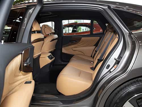 【图】雷克萨斯ls 2021款 500h 臻越版报价_图片_雷克萨斯_汽车之家