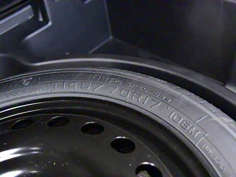 2018�� 28T ���������˶���