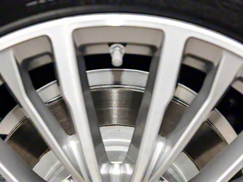 2020�� 325Li �׷���