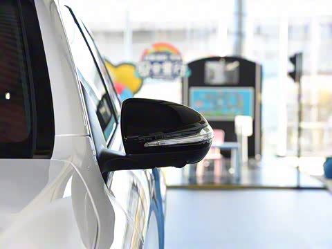 2019�� GLC 300 4MATIC ����SUV