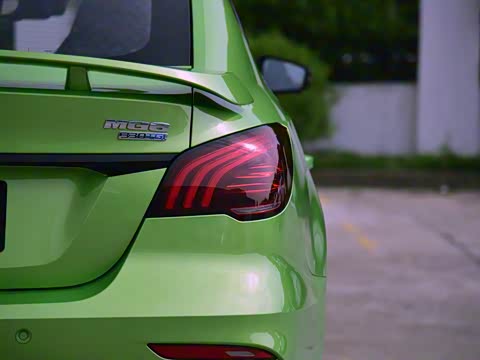 2020�� 1.5T �Զ�Trophy�Ǽ��콢��