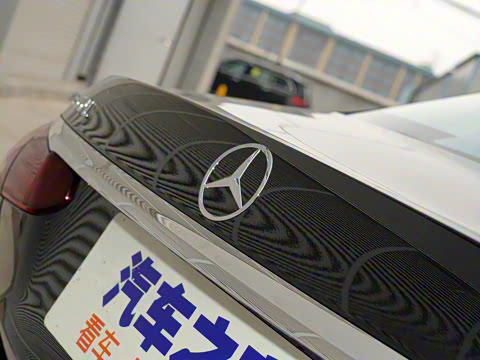 2021�� �Ŀ� E 300 L �����