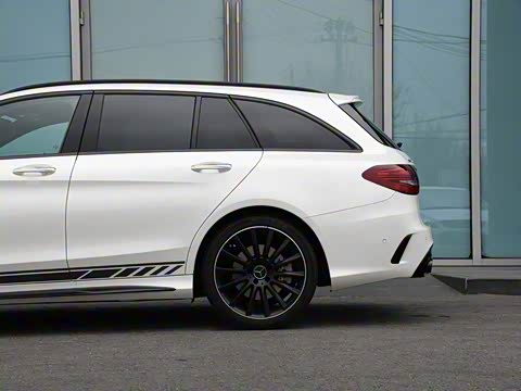 2019�� AMG C 43 4MATIC ���нγ� �ر��