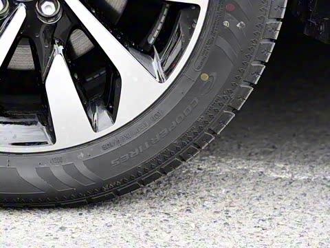 2018�� 235T �Զ�������Ӣ��