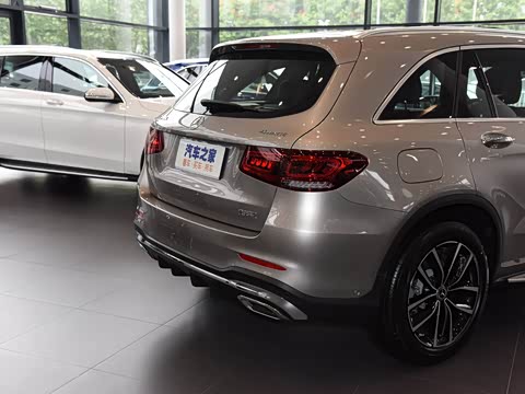 2020�� �Ŀ� GLC 300 L 4MATIC ������