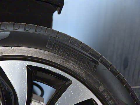 2019�� GLC 300 4MATIC ����SUV