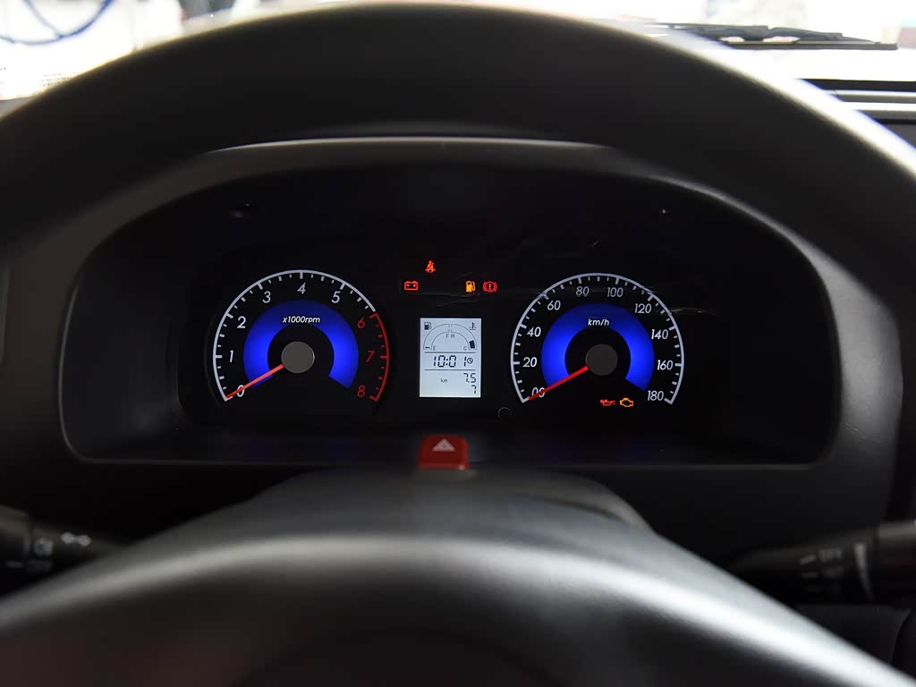 Suzuki Beidouxing II, Хэтчбек 5 дв.: фото поколения
