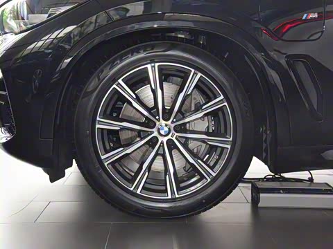 2020�� xDrive45e M�˶���װ