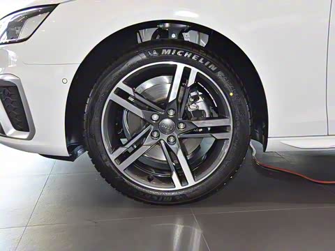 2020�� 40 TFSI ����������