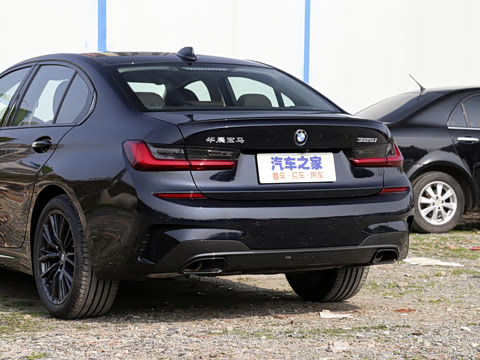 2021�� �Ŀ� 325i M�˶���ҹ��װ