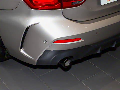 2021�� 120i M�˶���ҹ��