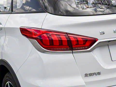 2018�� 1.5T �ֶ���Ӣ�� ��V