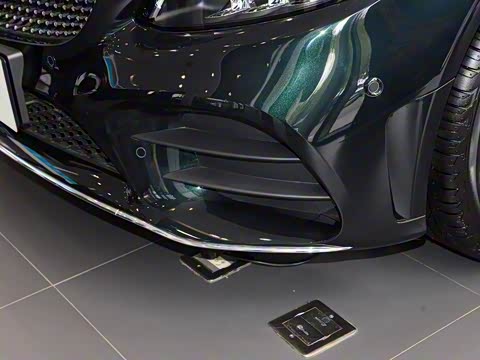 2020�� �Ŀ� C 260 L �˶���