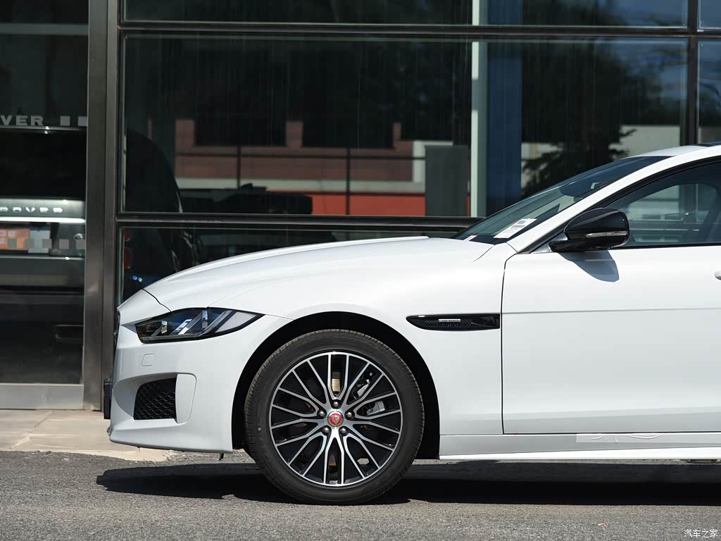 0t 300ps 四驱landmark edition 4922236图片_捷豹_汽车图库_汽车之家