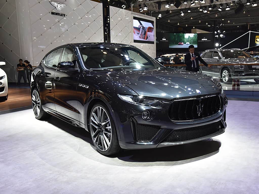 Maserati Levante I, Внедорожник 5 дв.: фото поколения