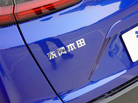 2021�� �񡤻춯e+ 2.0L ۰�