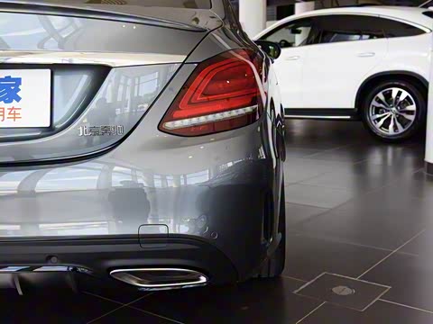 2020�� �Ŀ� C 260 �˶���