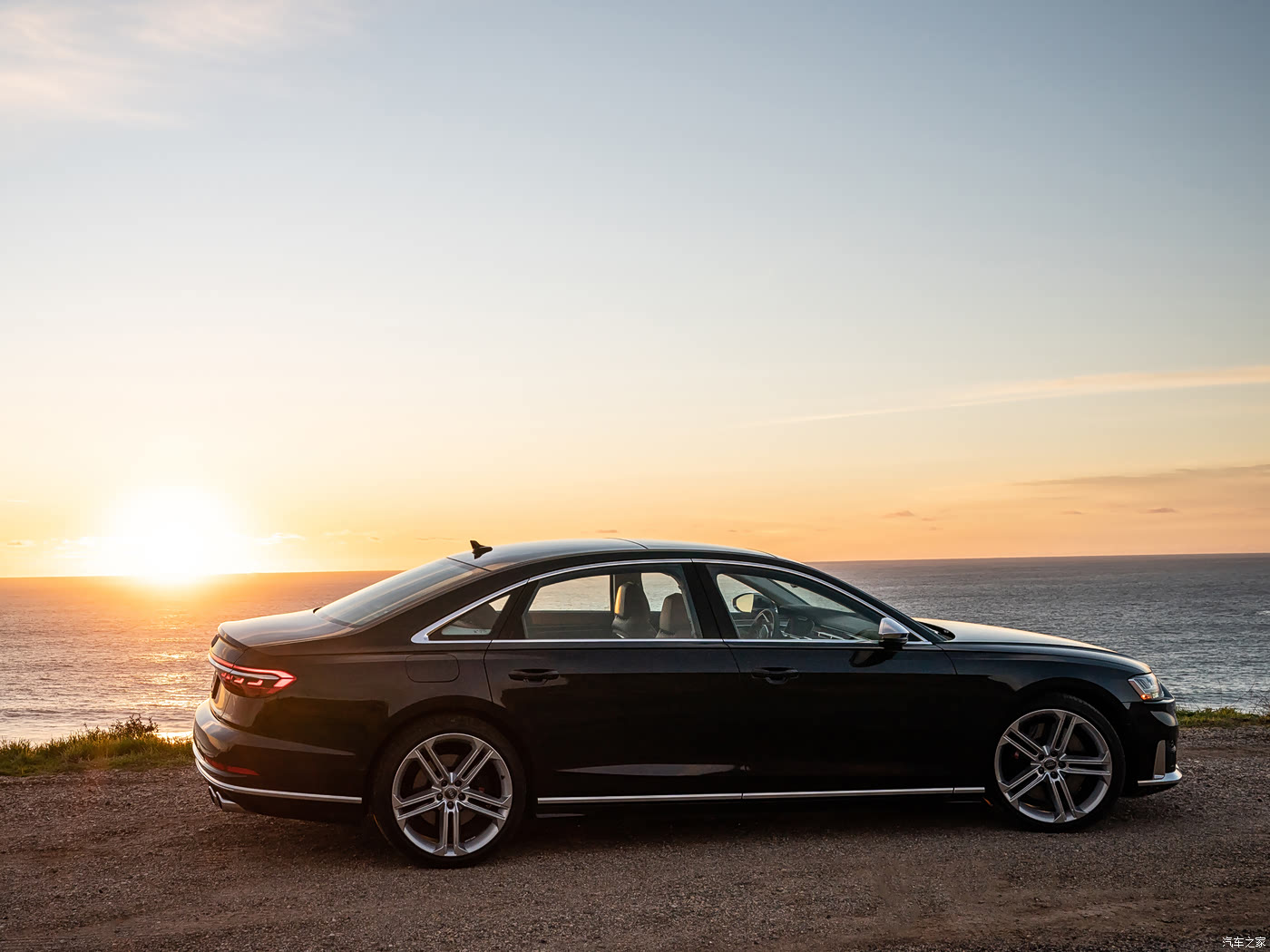 2020款s8l40tfsiquattro美国版