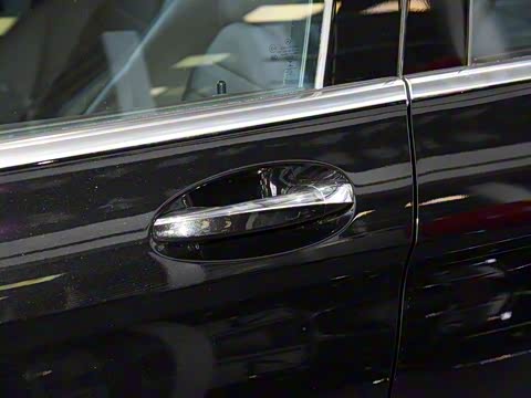 2018�� �Ŀ� GLC 300 4MATIC ������