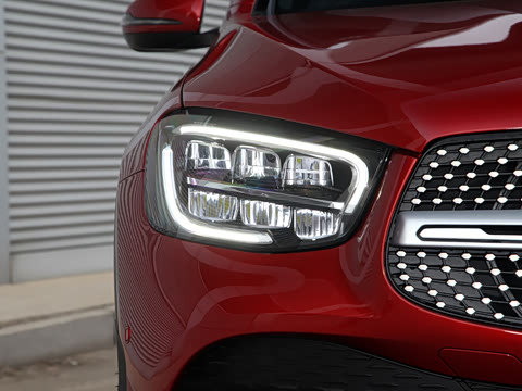 2021�� GLC 260 L 4MATIC ������