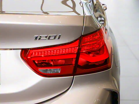 2021�� 120i M�˶���ҹ��