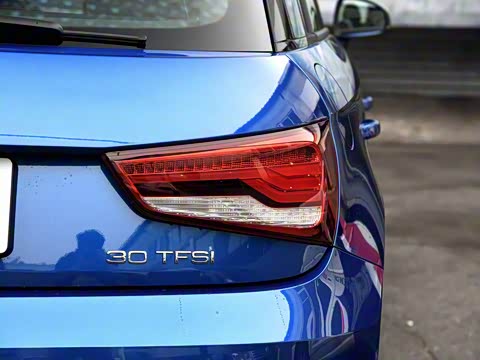 2018�� 30 TFSI ������ذ�