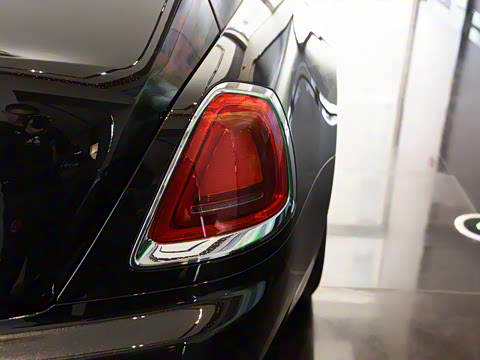 2018�� 6.6T Black Badge