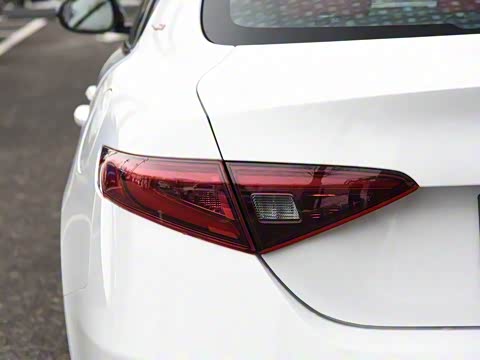 2020�� 2.0T 280HP ������