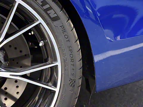 2019�� M5 ������