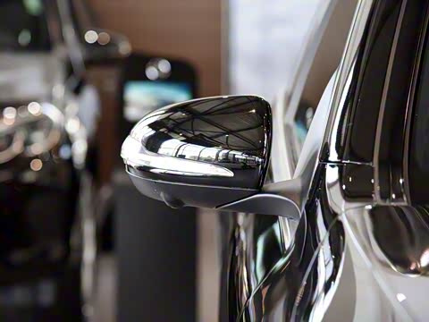 2018�� �Ŀ� GLC 300 4MATIC ������