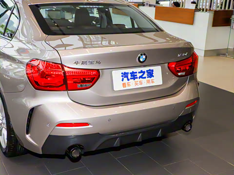 2021�� 120i M�˶���ҹ��