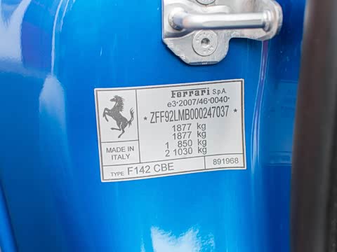 2019�� Tributo 3.9T V8