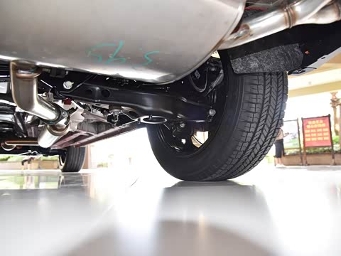 2019�� 2.0T �Զ��ǰ� ��V