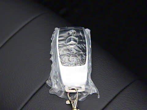 2020�� E 260 4MATIC ���ܳ�