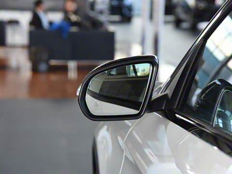 2019�� GLC 300 4MATIC ����SUV