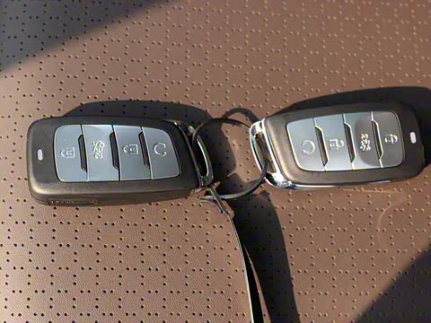 2018�� 1.6L �ֶ������� ��V