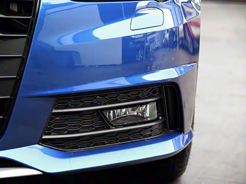 2018�� 30 TFSI ������ذ�